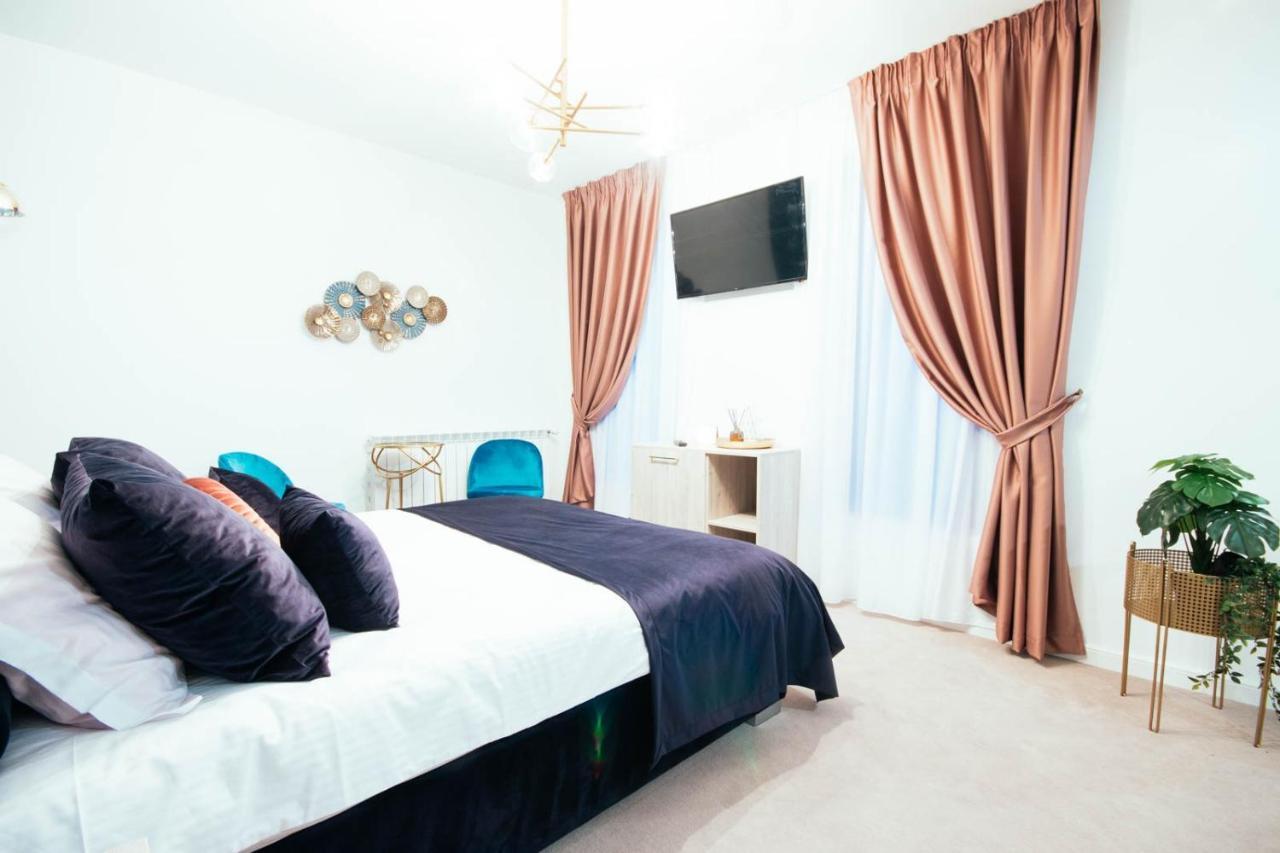 Liane Boutique Hotel Moldvahosszúmező Kültér fotó